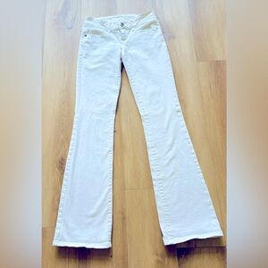 Women’s Guess Belmont jeans, white, bootcut, size 26, low rise